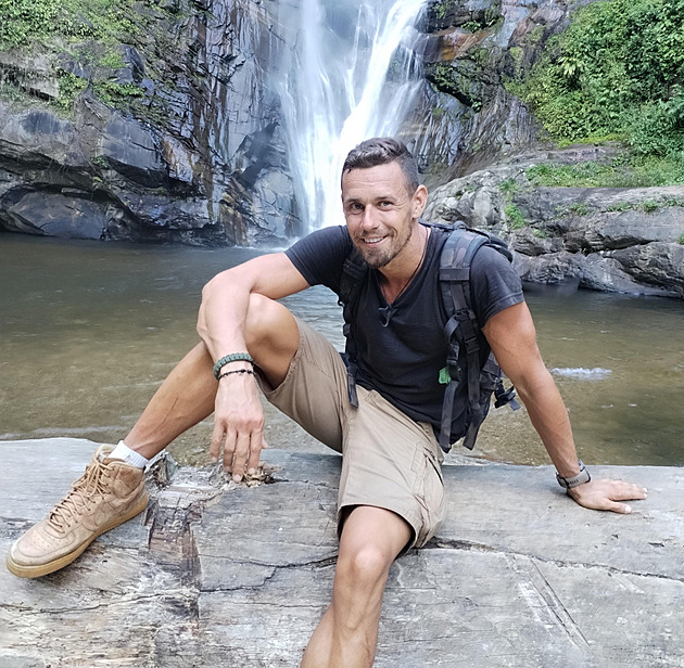 Propuštěný Čech už mluvil s otcem. Vůbec nemůže spát, líčí Oldřich Darmovzal