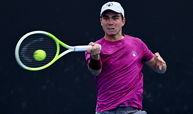 Australian Open ONLINE: Hrají Svrčina a Bouzková, Nosková s Muchovou postupují