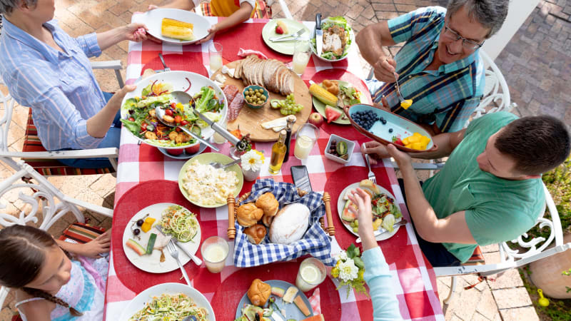 Potraviny jsou výrazně méně zdravé než před 40 lety. Studie odhalila destruktivní vliv ovzduší