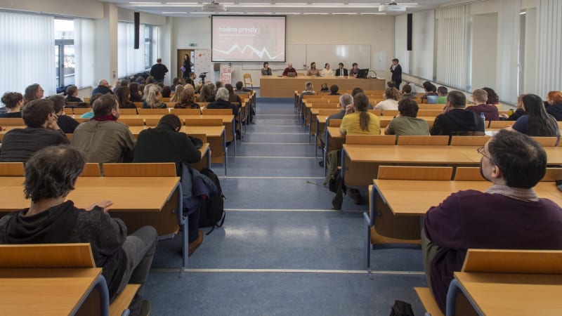 Zemřela ikona pardubické univerzity. Mimořádný člověk, vzpomíná na Říhu fakulta